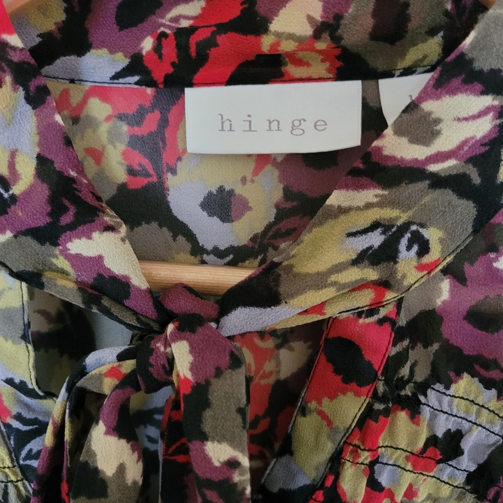 Blouse - Picture 4 of 10